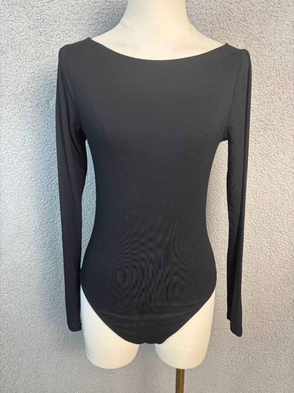 Bar III  Women's Jersey Long-Sleeve Boat-Neck Bodysuit, Black Size Small NWOT's.